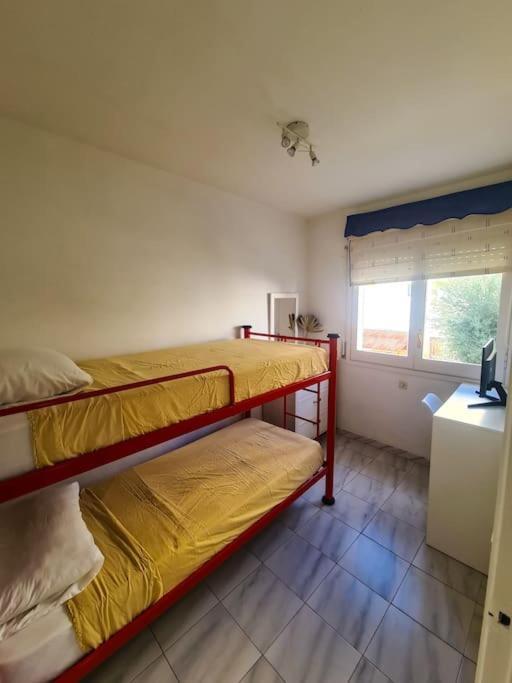 Nice Beachside 2-Bd Apt Near Barcelona Cunit Extérieur photo