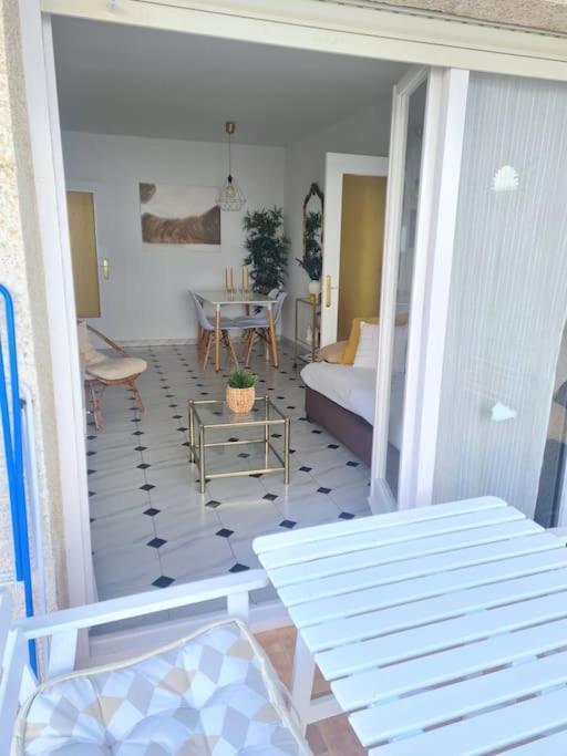 Nice Beachside 2-Bd Apt Near Barcelona Cunit Extérieur photo
