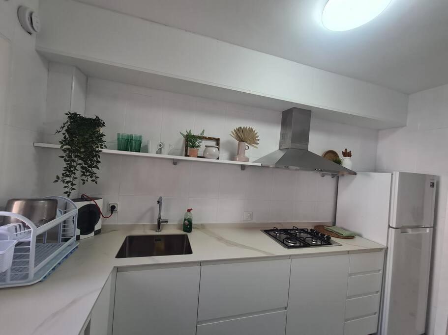 Nice Beachside 2-Bd Apt Near Barcelona Cunit Extérieur photo