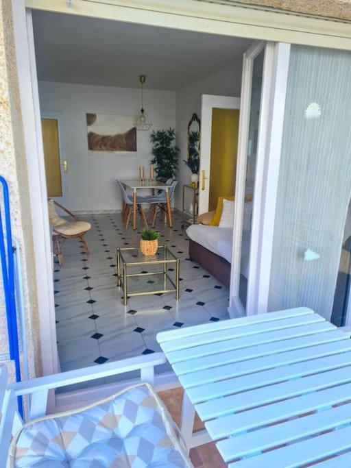 Nice Beachside 2-Bd Apt Near Barcelona Cunit Extérieur photo